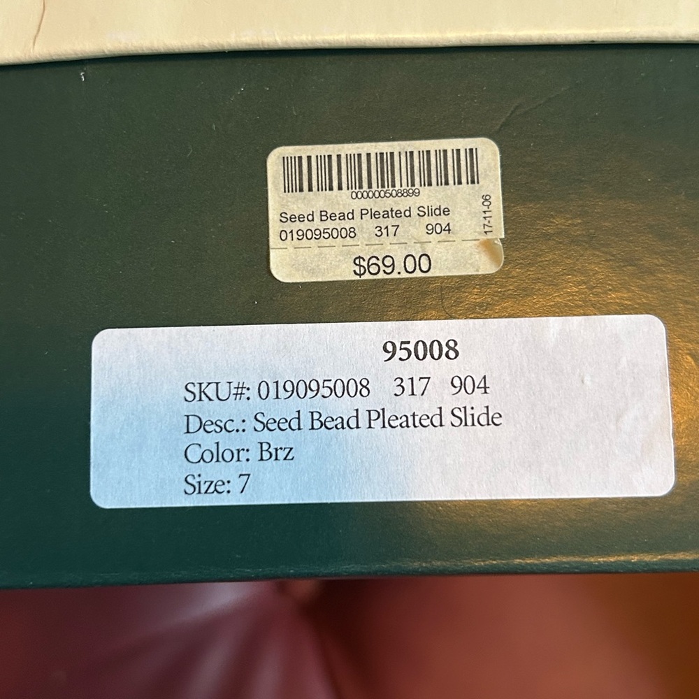 Used but in excellent condition!
Bronze color!